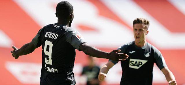  霍芬海姆客场顽强逼平拜仁，终结对手连胜势头显韧性